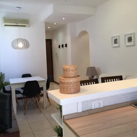La Terrazza Rosa Apartment *